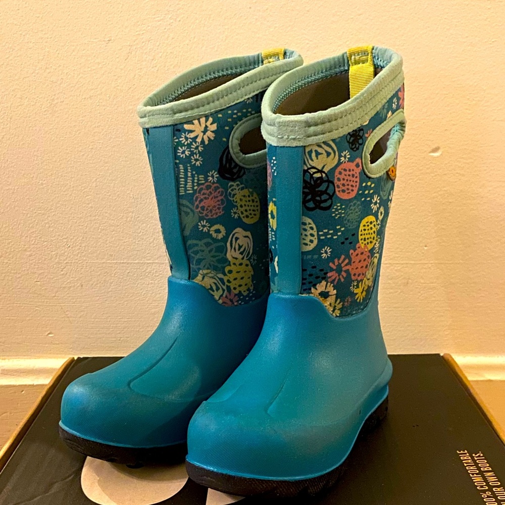 Bogs Neo-Classic Kids Winter Boots (Size 11)